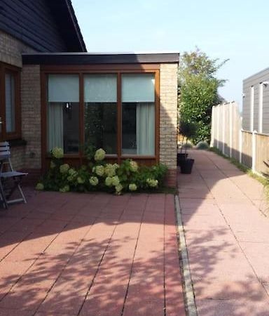 Modern En Sfeervol Appartement Aan Zee Met Airco Zoutelande Extérieur photo