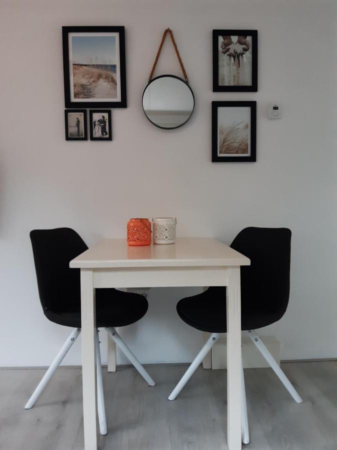 Modern En Sfeervol Appartement Aan Zee Met Airco Zoutelande Extérieur photo